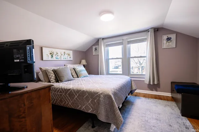 $229,900 | 1015 North Alvord Boulevard, Evansville, IN 47711