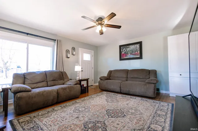 $229,900 | 1015 North Alvord Boulevard, Evansville, IN 47711