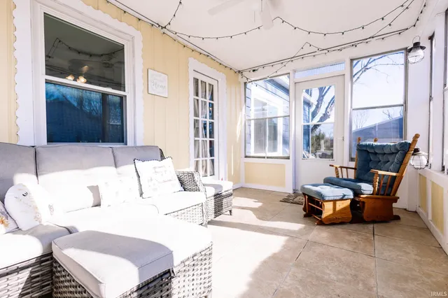 $229,900 | 1015 North Alvord Boulevard, Evansville, IN 47711