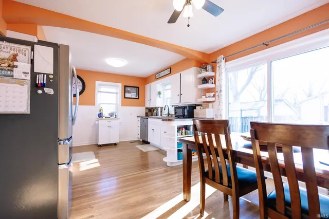 $229,900 | 1015 North Alvord Boulevard, Evansville, IN 47711