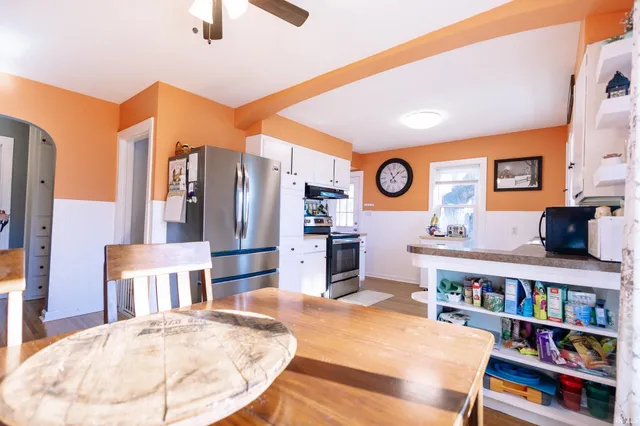 $229,900 | 1015 North Alvord Boulevard, Evansville, IN 47711