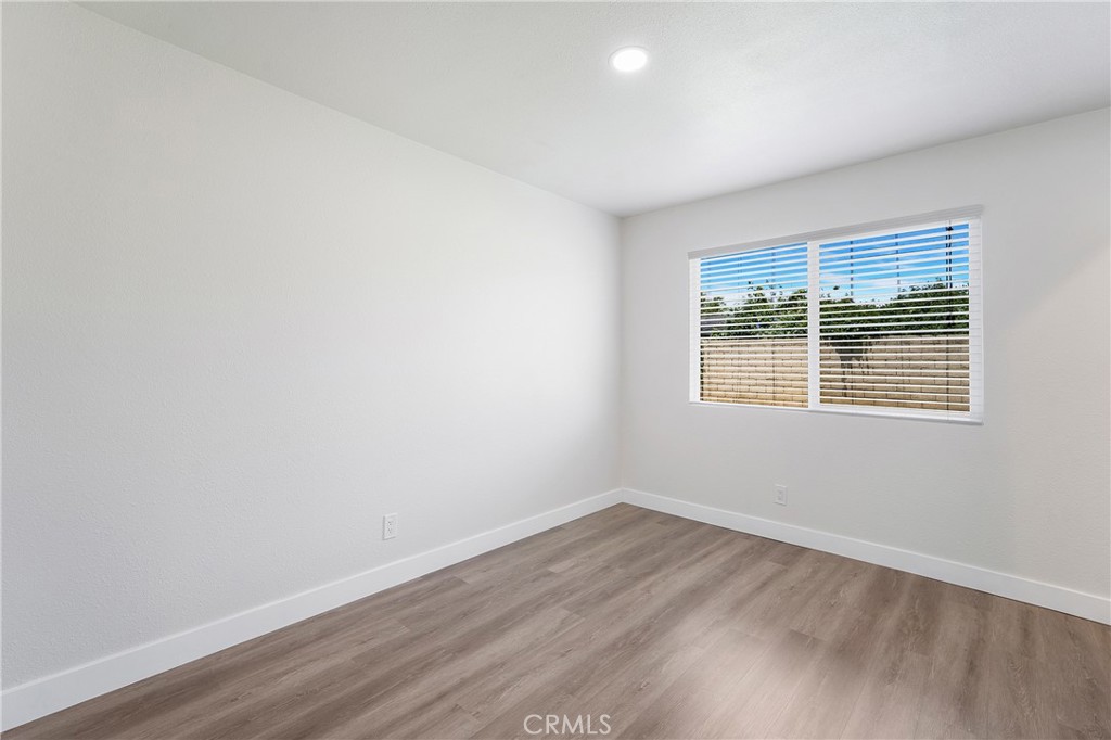 9595 Altadena Drive Riverside, CA 92503 - Photo 19 of 32