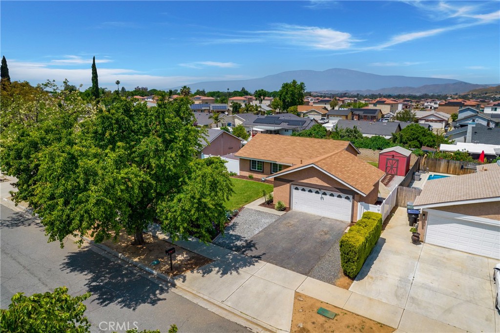 9595 Altadena Drive Riverside, CA 92503 - Photo 4 of 32