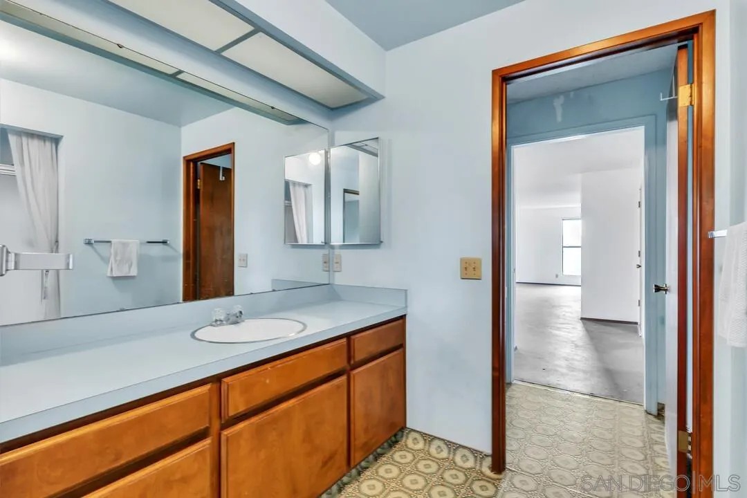 30311 Circle R Lane Valley Center, CA 92082 - Photo 10 of 43