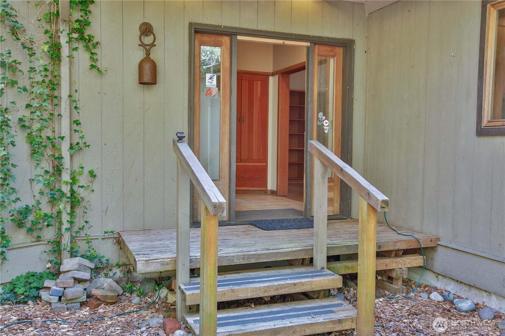 4050 Tree Frog Lane Langley, WA 98260 - Photo 12 of 25