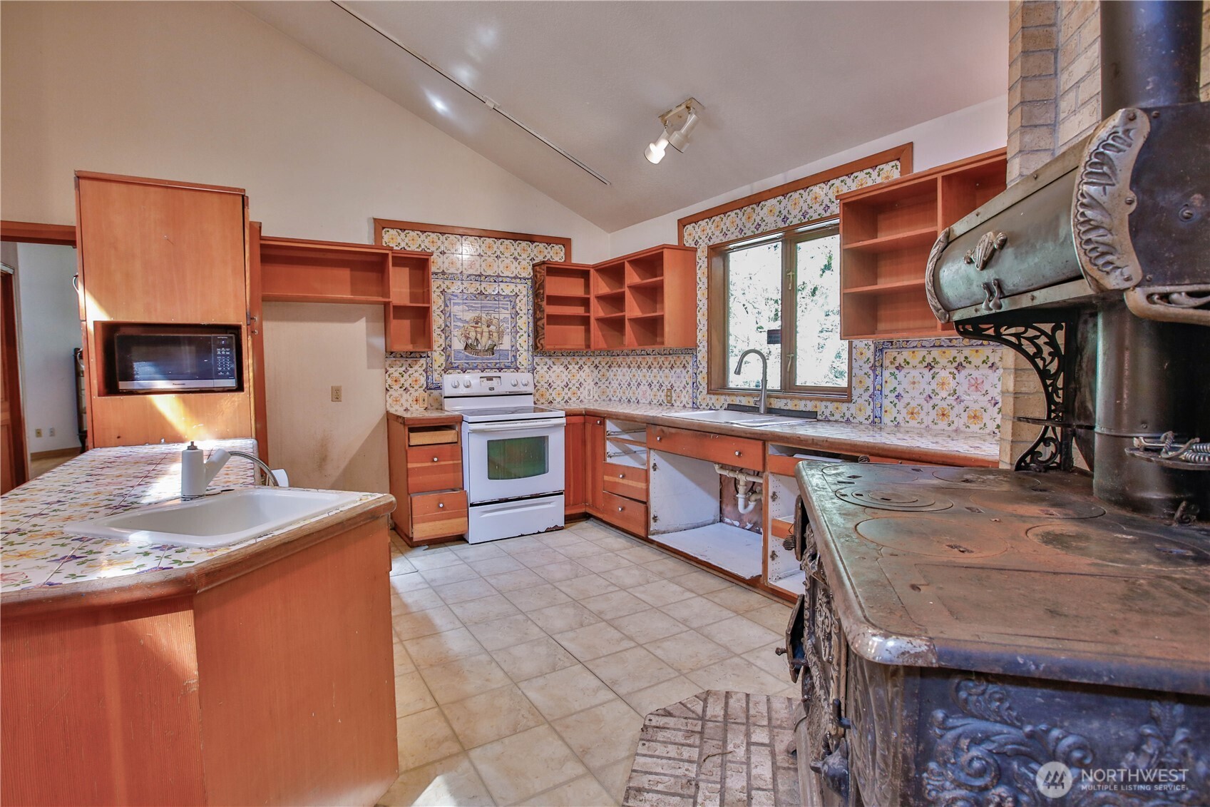 4050 Tree Frog Lane Langley, WA 98260 - Photo 17 of 25