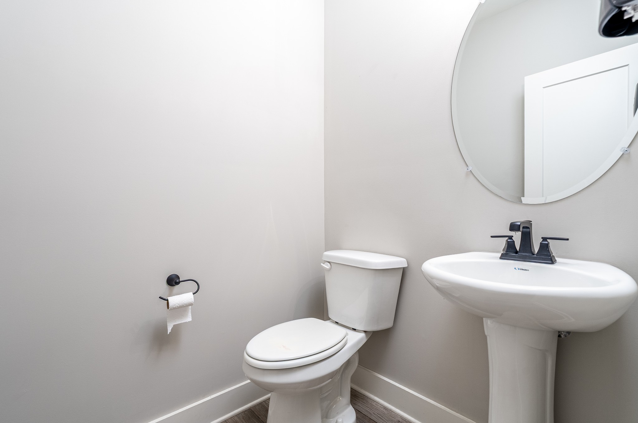 873 Preston Road Antioch, TN 37013 - Photo 13 of 36 a bathroom with a sink toilet and a mirror