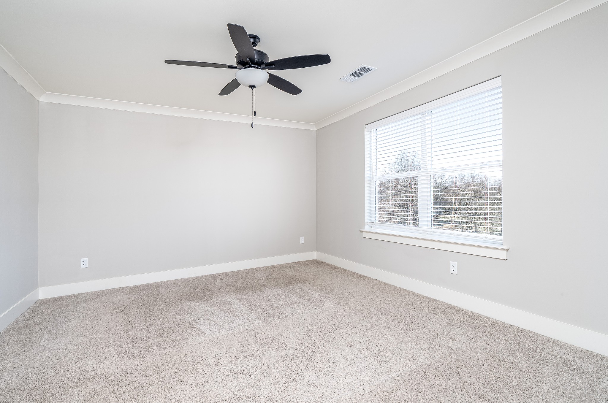 873 Preston Road Antioch, TN 37013 - Photo 19 of 36 a view of an empty room with a window