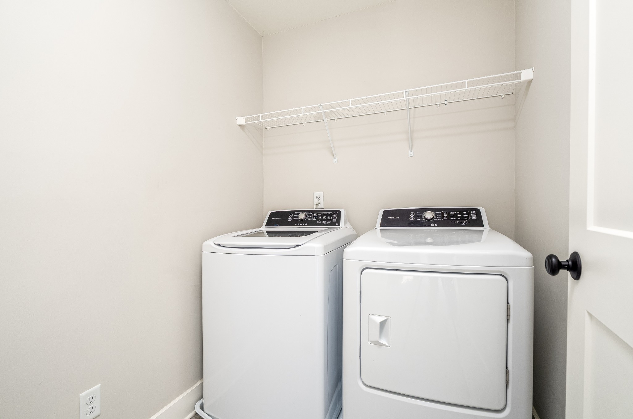 873 Preston Road Antioch, TN 37013 - Photo 27 of 36 a utility room with dryer and washer