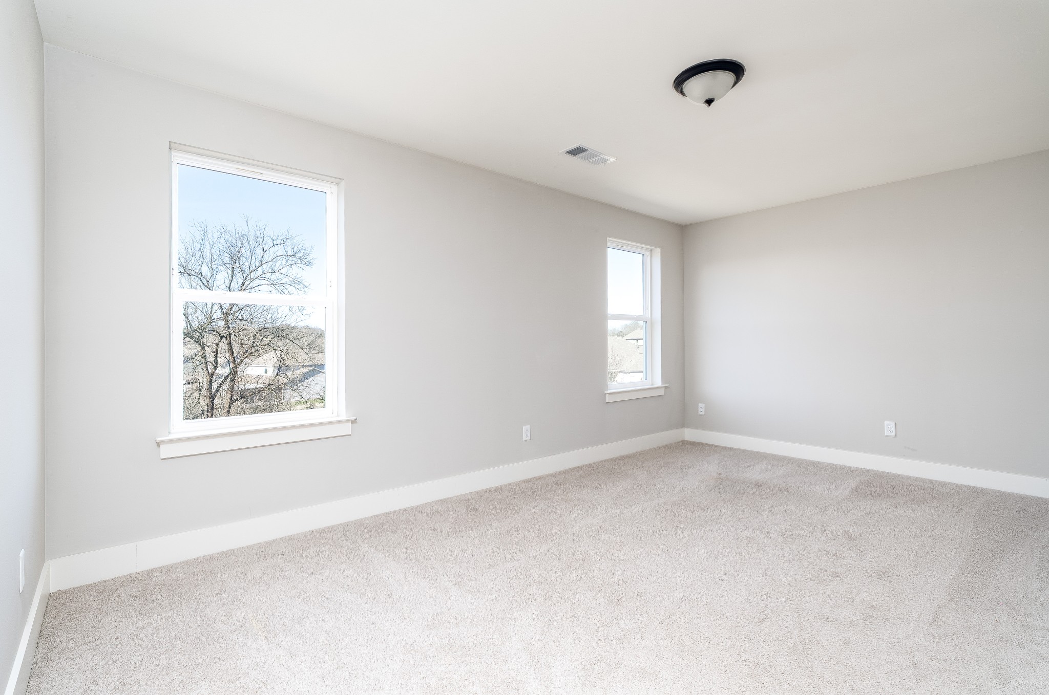 873 Preston Road Antioch, TN 37013 - Photo 28 of 36 an empty room with windows