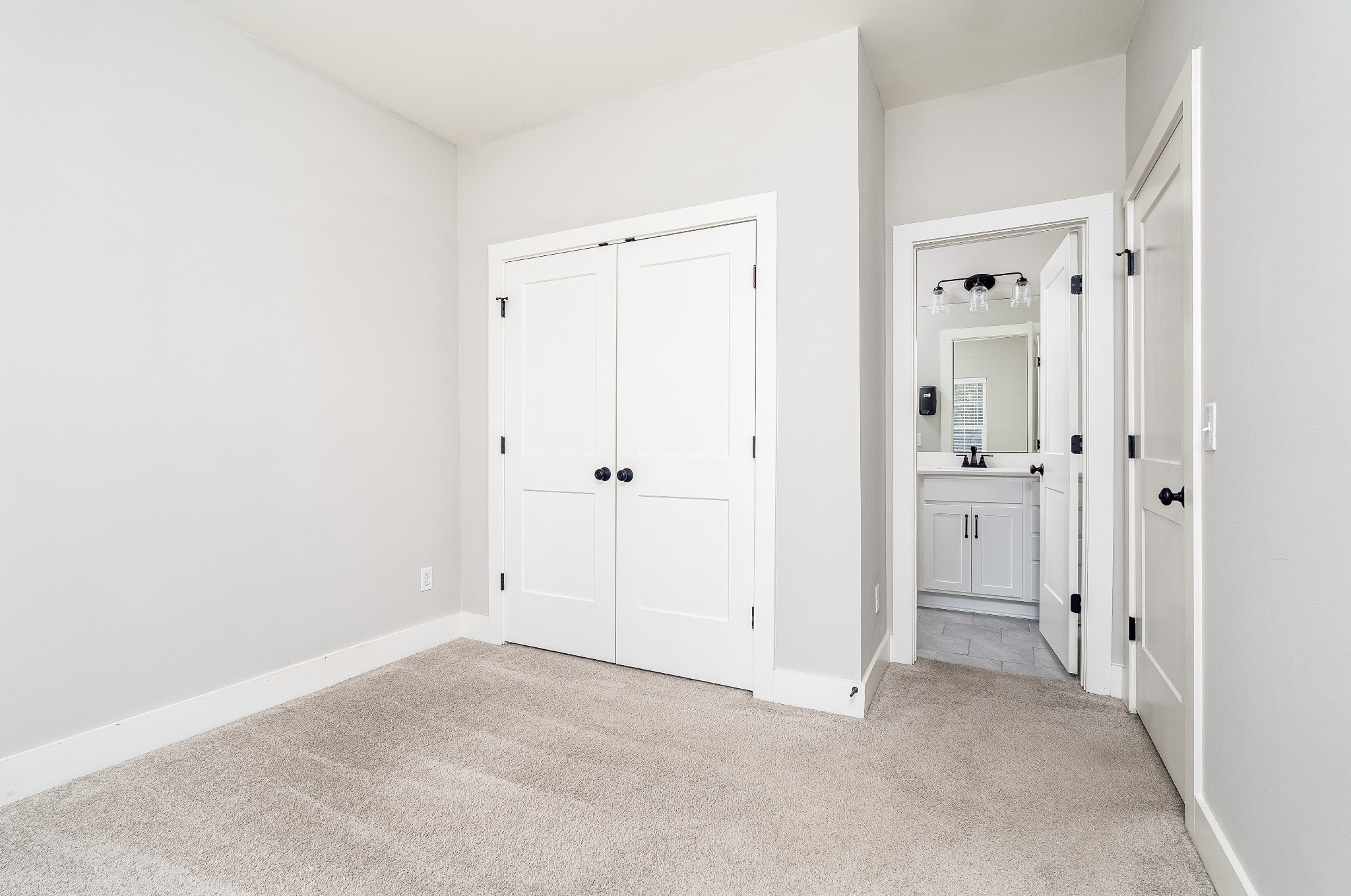 873 Preston Road Antioch, TN 37013 - Photo 5 of 36 a view of an empty room