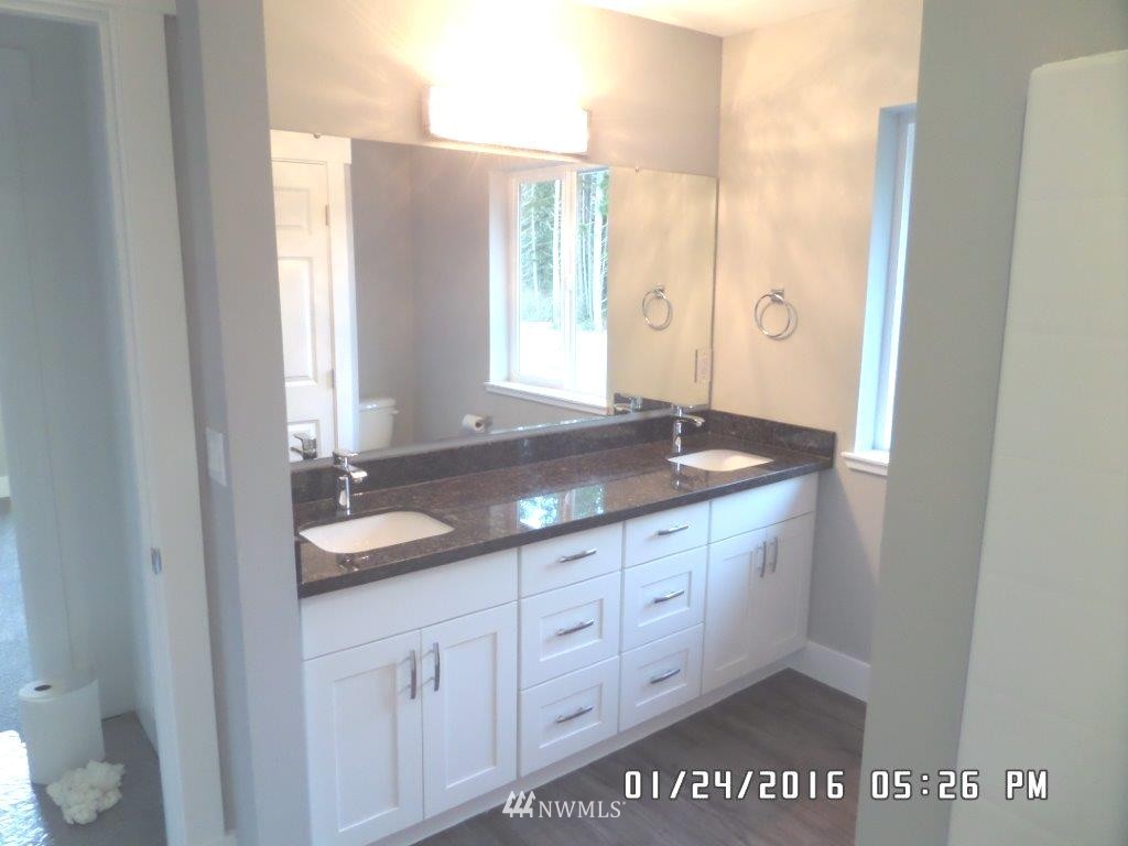 4745 Phillips Road Southeast Port Orchard, WA 98366 - Photo 14 of 20 Gallery Image 14