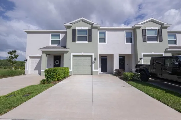 $2,250 | 11262 Crescent Deer Drive, Land O Lakes, FL 34638