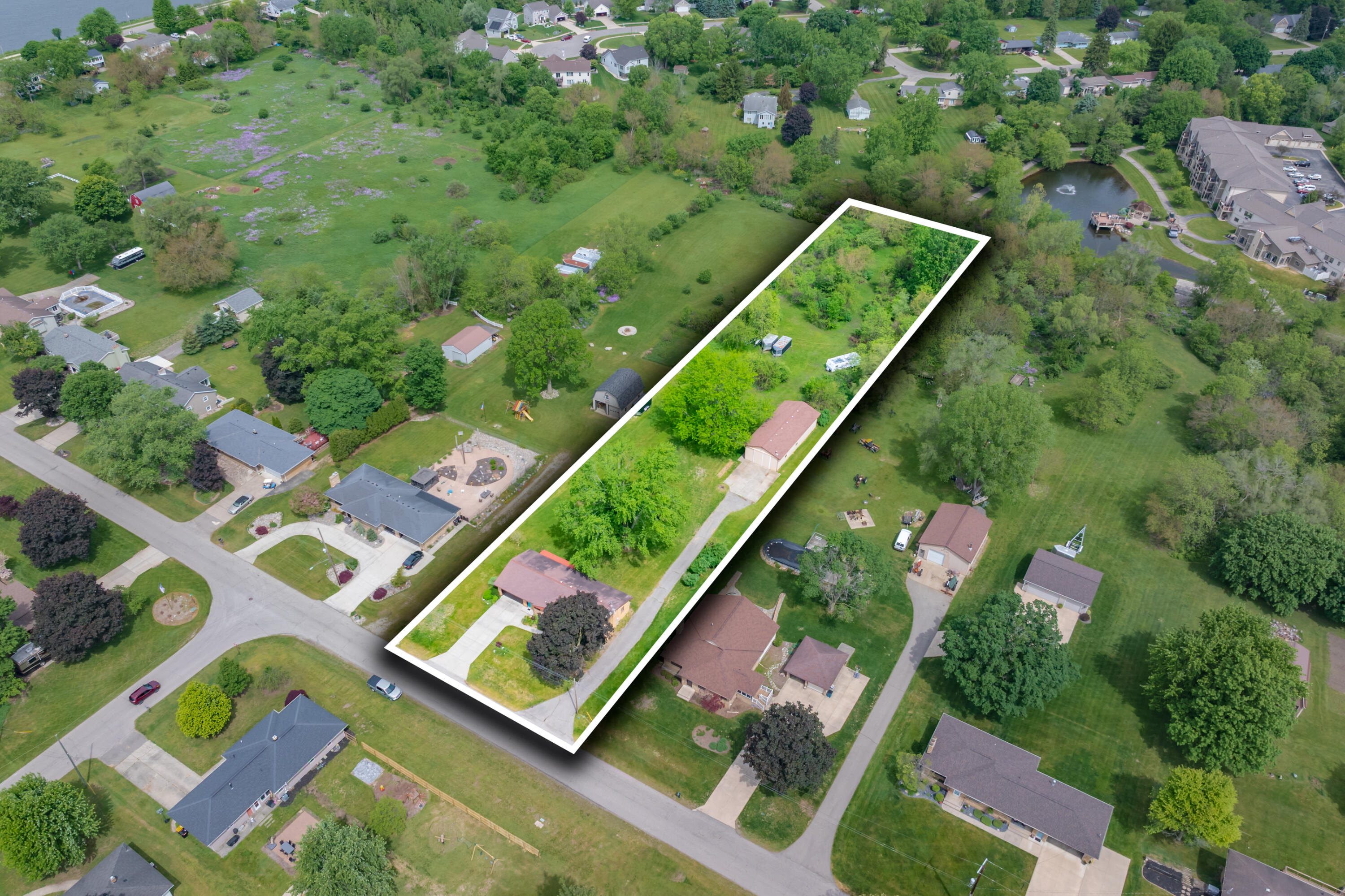 1015 Chippewa Street Jenison, MI 49428 - Photo 44 of 48 Chippewa St 1015 Jenison 49428-53