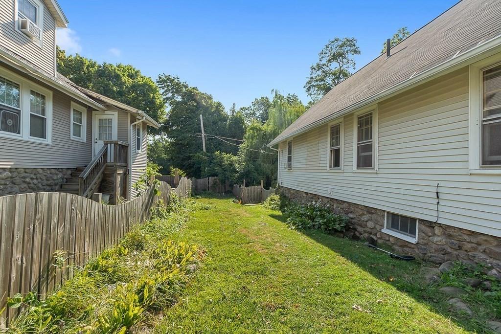 151 Barnard Road Worcester, MA 01605 - Photo 3 of 32 Gallery Image 3
