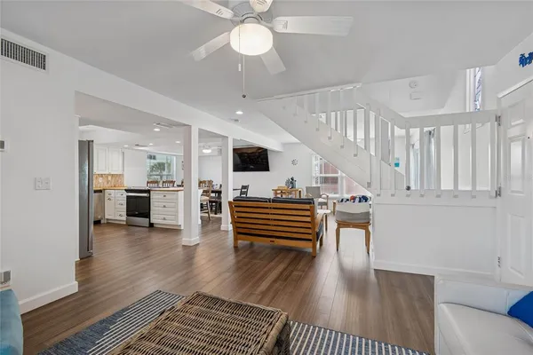 $12,500 | 8432 West Gulf Boulevard, Unit JELLYFISH, Treasure Island, FL 33706