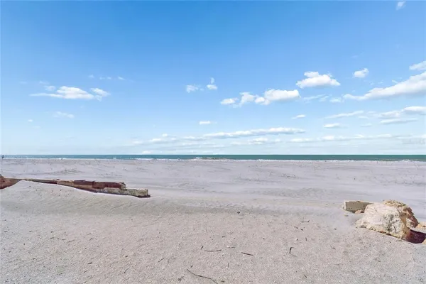 $12,500 | 8432 West Gulf Boulevard, Unit JELLYFISH, Treasure Island, FL 33706