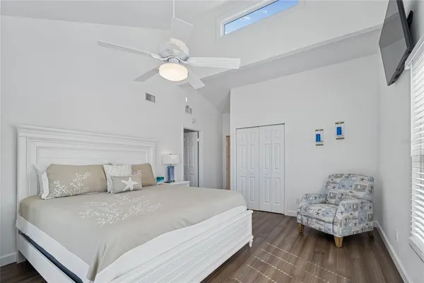 $12,500 | 8432 West Gulf Boulevard, Unit JELLYFISH, Treasure Island, FL 33706