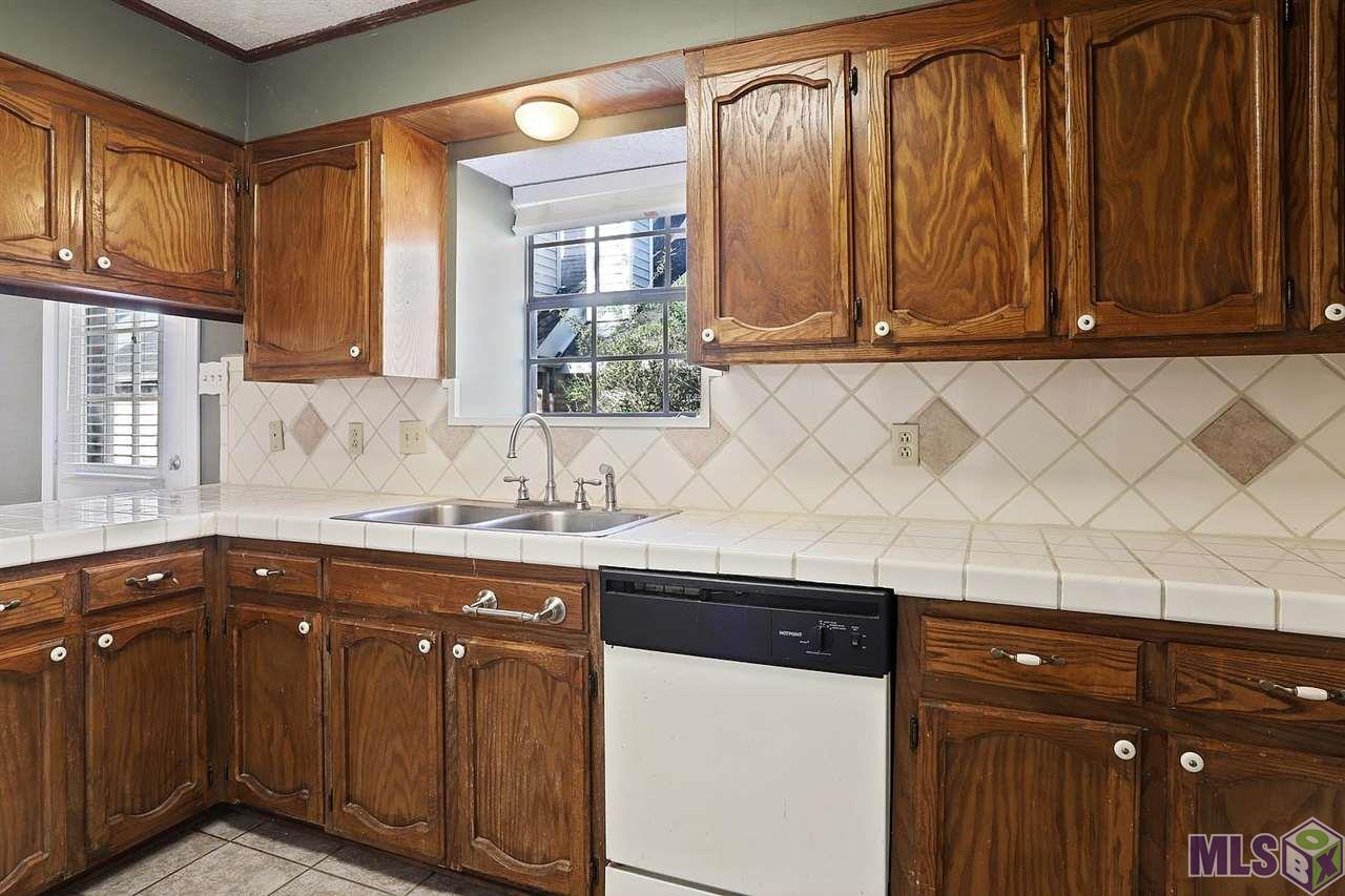 2070 Michel Delving Road Baton Rouge, LA 70810 - Photo 8 of 18