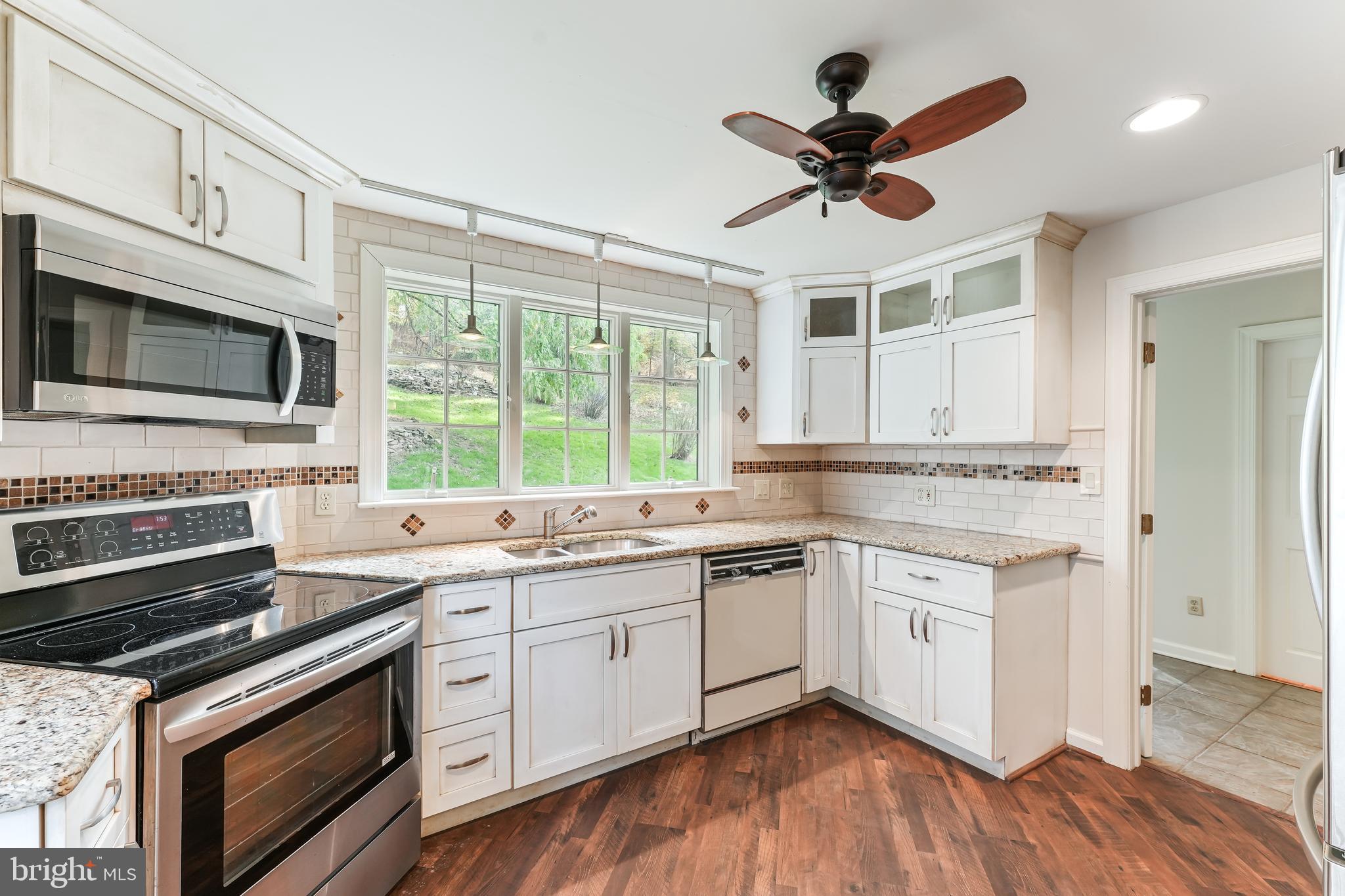 114 Chesterville Road Landenberg, PA 19350 - Photo 11 of 35 Kitchen