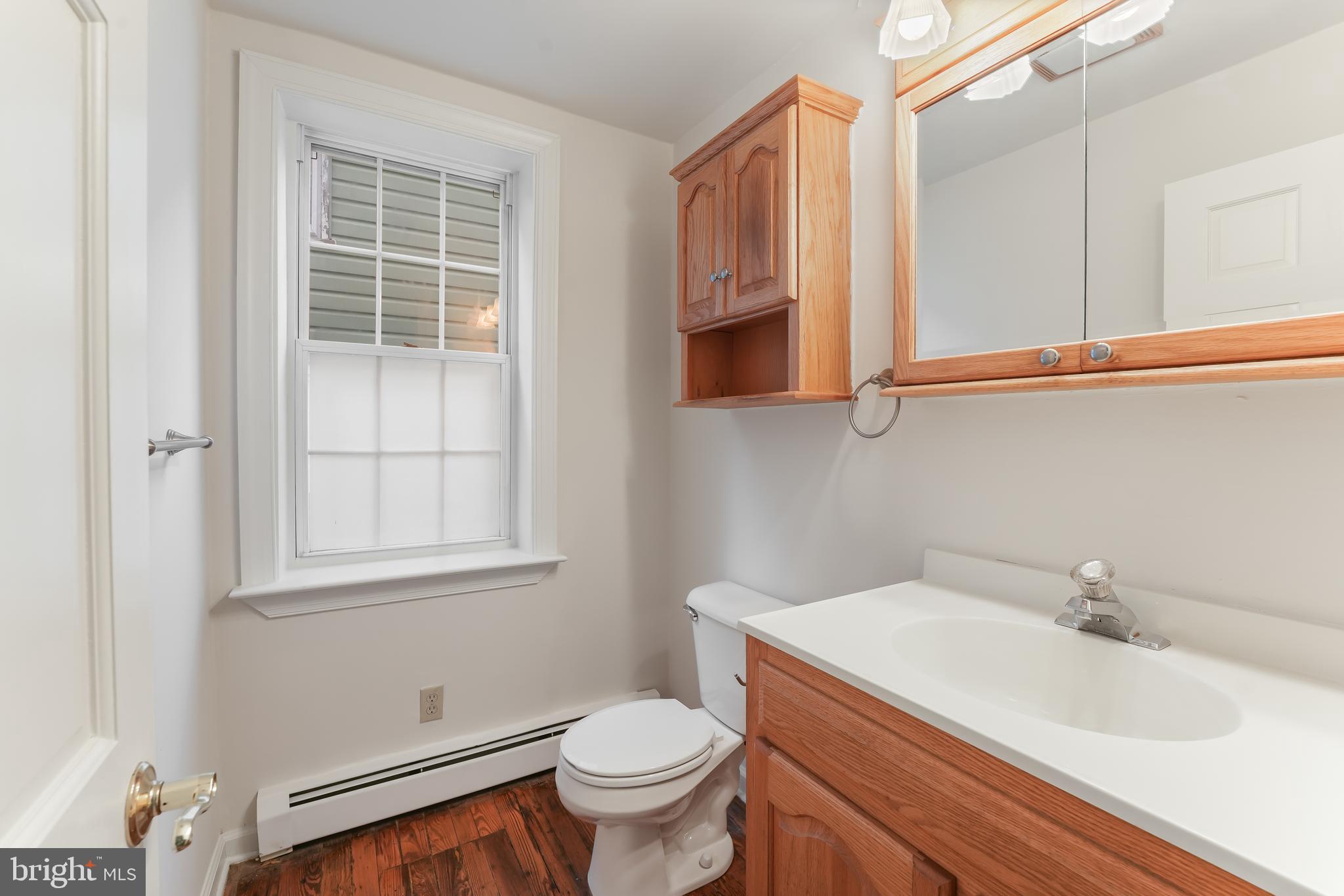 114 Chesterville Road Landenberg, PA 19350 - Photo 18 of 35 Powder Room