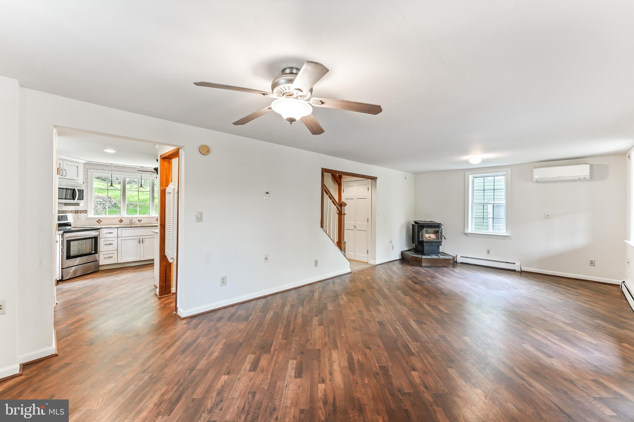 114 Chesterville Road Landenberg, PA 19350 - Photo 5 of 35 Livin gRoom with view towards kitchen