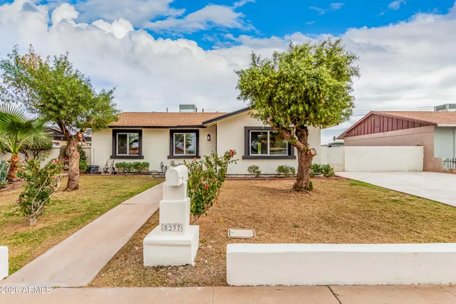$360,000 | 5237 South 46th Street, Phoenix, AZ 85040