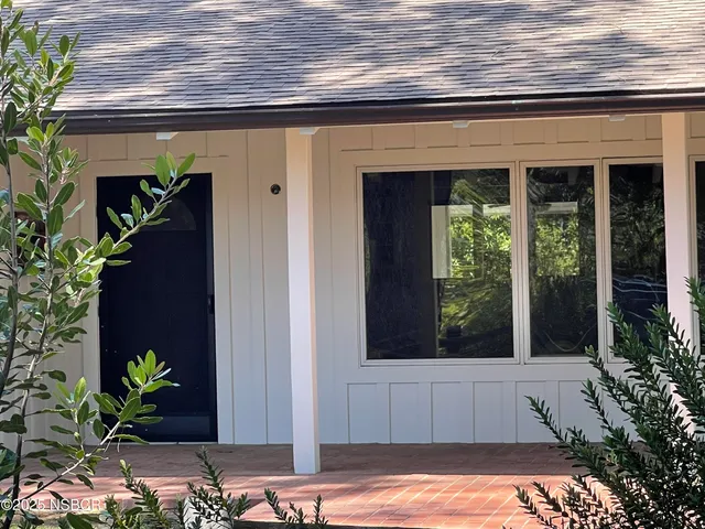 $7,000 | 724 North Refugio Road, Santa Ynez, CA 93460