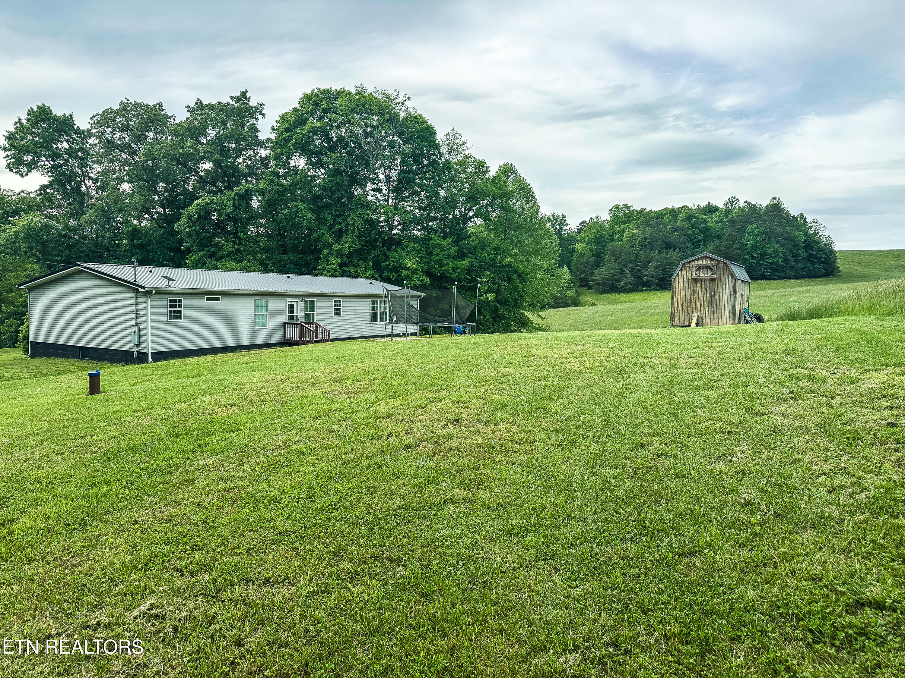 601 Blue Springs Road Speedwell, TN 37870 - Photo 6 of 46 IMG_5597