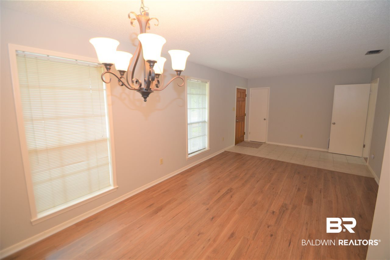 2704 Longleaf Drive Mobile, AL 36693 - Photo 6 of 28