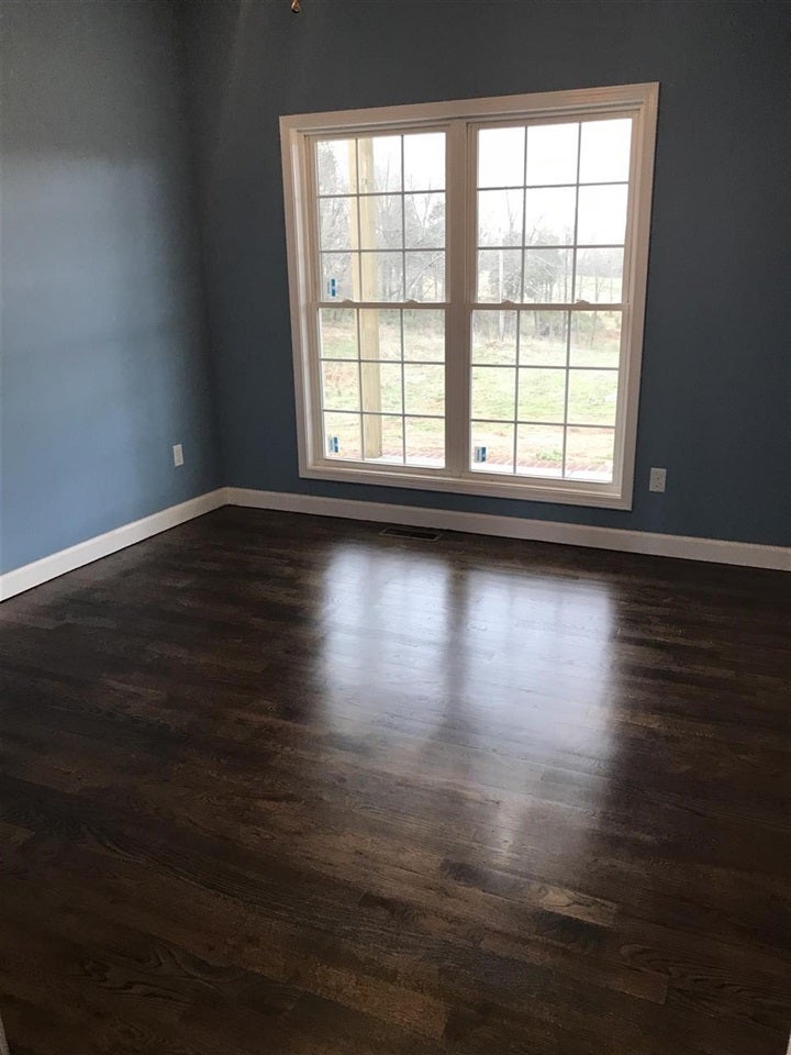 688 Stoney Point Church Road Smiths Grove, KY 42171 - Photo 6 of 13 Gallery Image 6