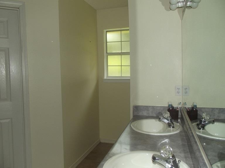 8206 Riverside Landing Way Navarre, FL 32566 - Photo 15 of 16 Gallery Image 15