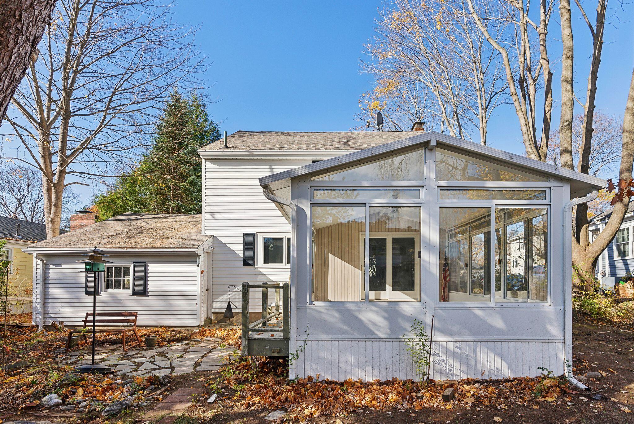 42 Strathmore Road South Portland, ME 04106 - Photo 5 of 49 5_DSC04902