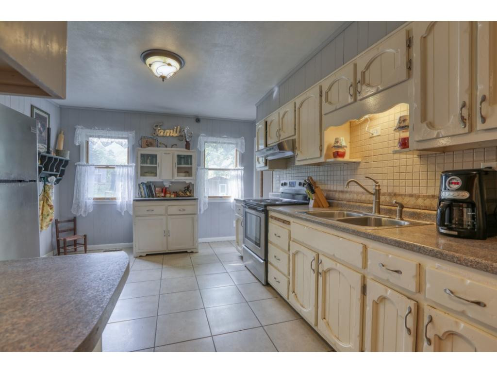 102 Price Road Rogersville, TN 37857 - Photo 18 of 33 Photo 18