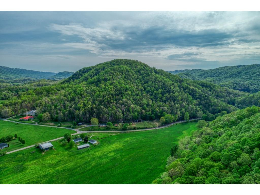102 Price Road Rogersville, TN 37857 - Photo 6 of 33 Photo 6