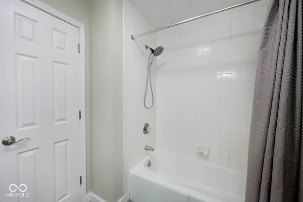 $325,000 | 5345 Chipwood Lane, Indianapolis, IN 46226