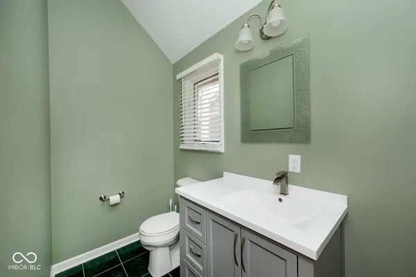 $325,000 | 5345 Chipwood Lane, Indianapolis, IN 46226