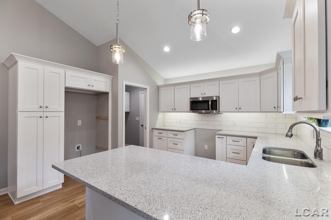1199 Ridge Lane Tecumseh, MI 49286 - Photo 12 of 43 50125611-11.JPG