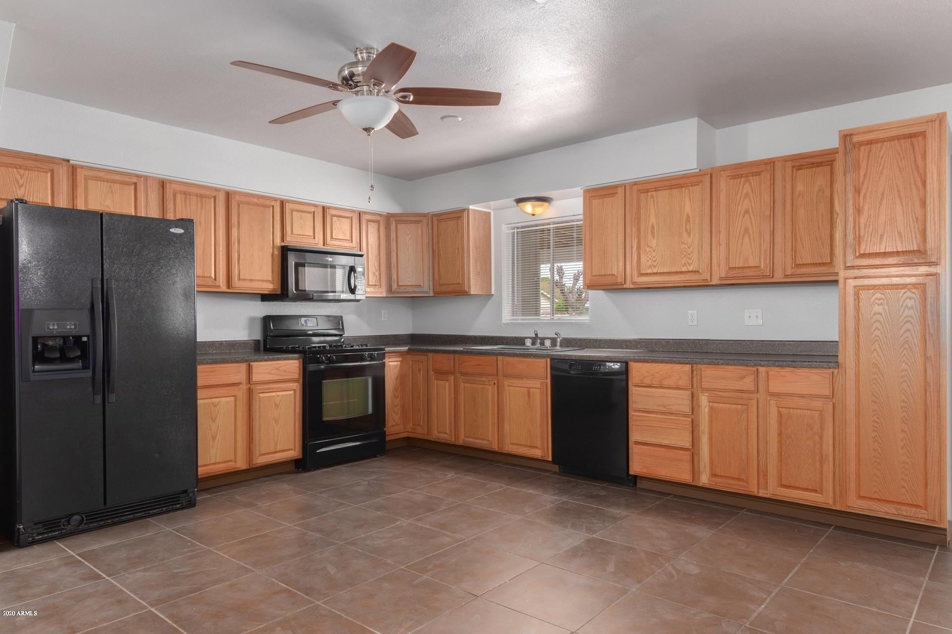 319 North Miller Road Buckeye, AZ 85326 - Photo 5 of 21 5