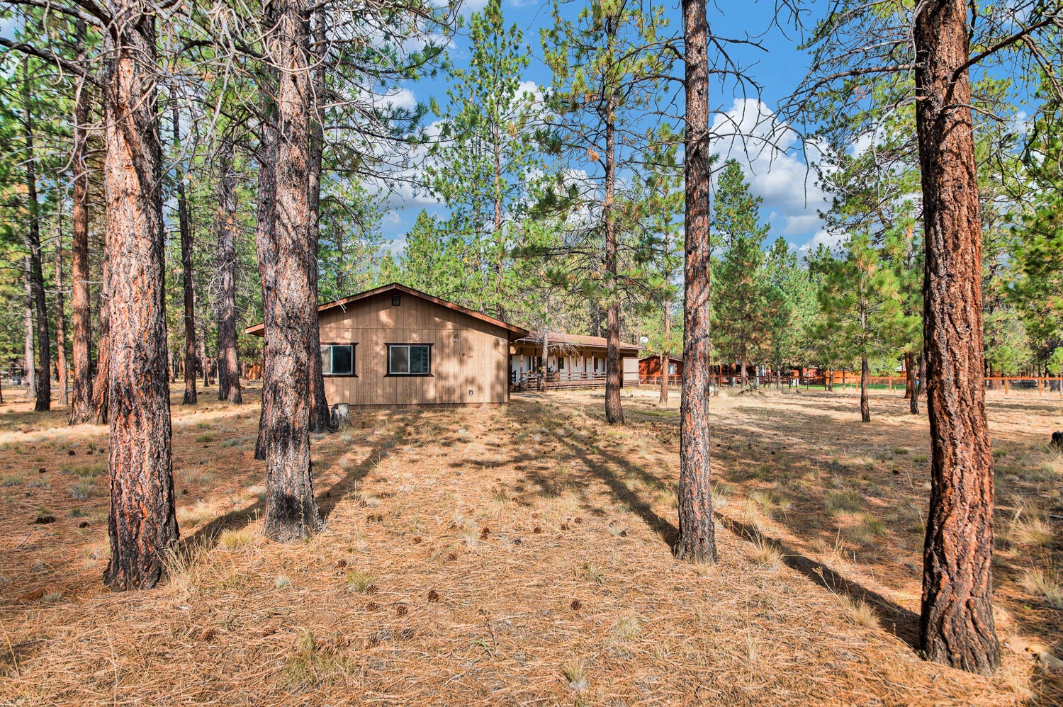 14779 Bluegrass Loop Sisters, OR 97759 - Photo 18 of 39 14479 Bluegrass Loop-24