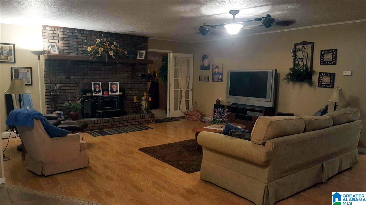 122 Earl Roberts Road Anniston, AL 36207 - Photo 20 of 37