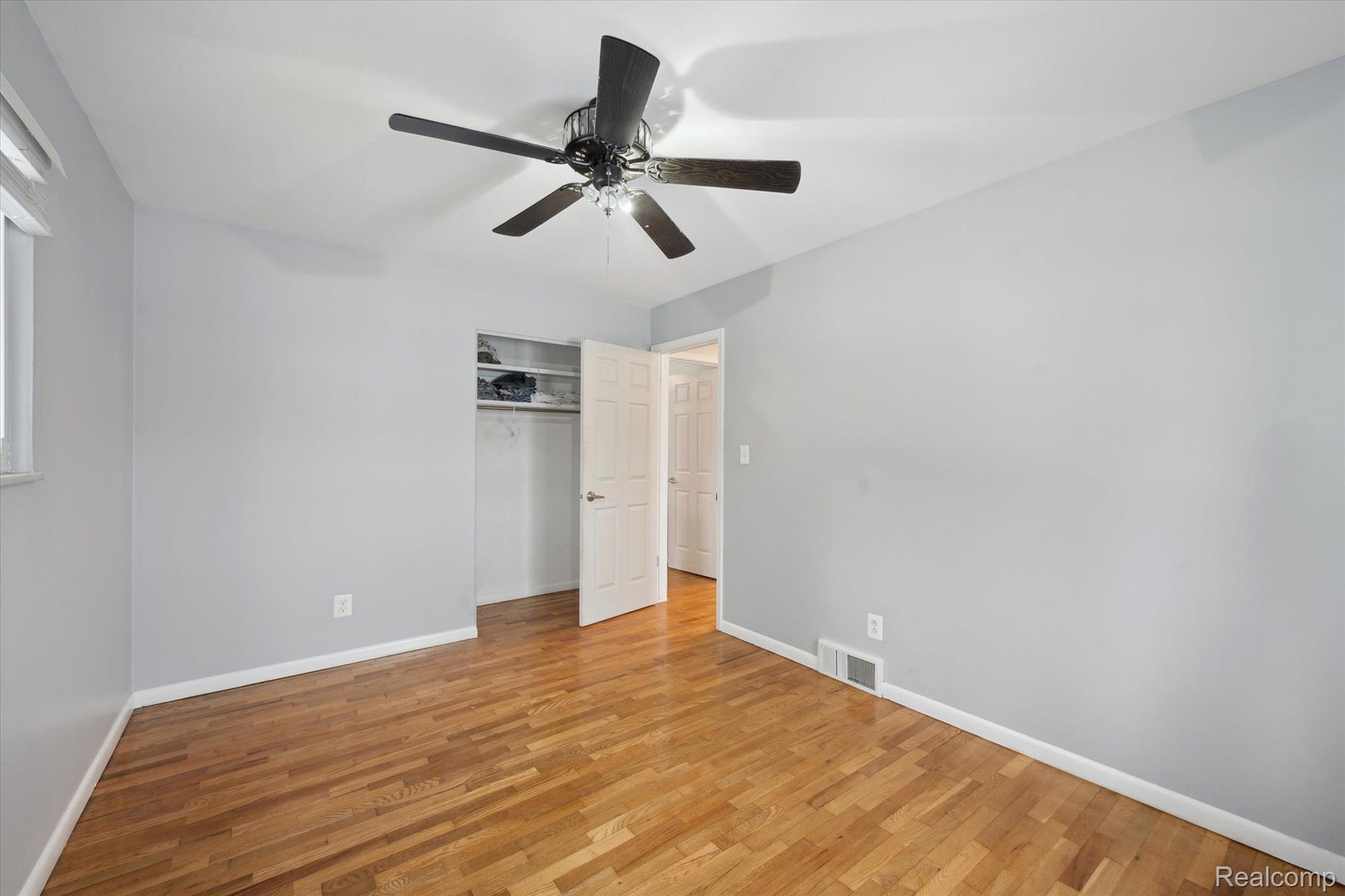 4114 West Carpenter Road Flint, MI 48504 - Photo 23 of 53 Gallery Image 23