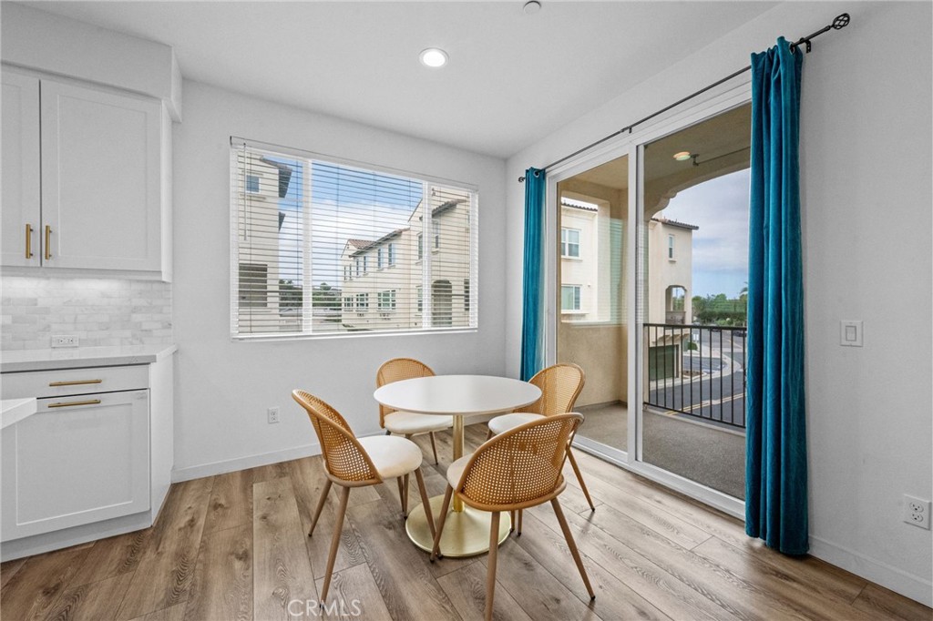322 Ford Road Costa Mesa, CA 92627 - Photo 7 of 24