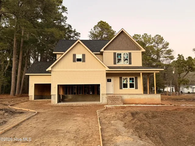 $527,168 | 124 Tower Street, Southern Pines, NC 28387