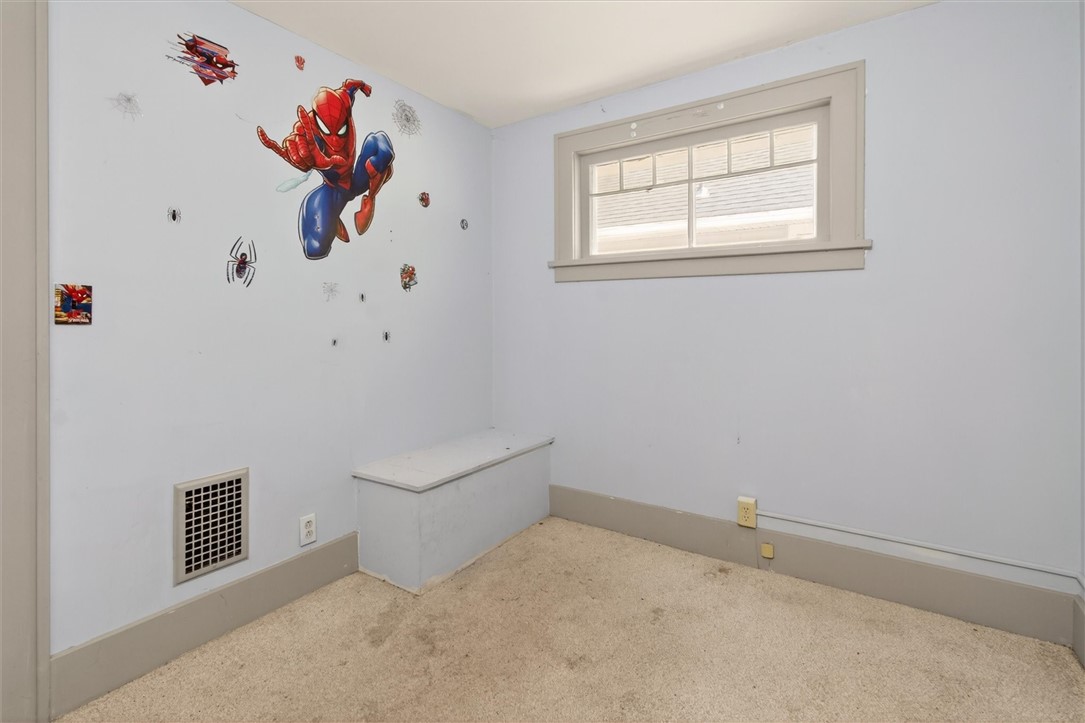 80 Pershing Drive Rochester, NY 14609 - Photo 28 of 37