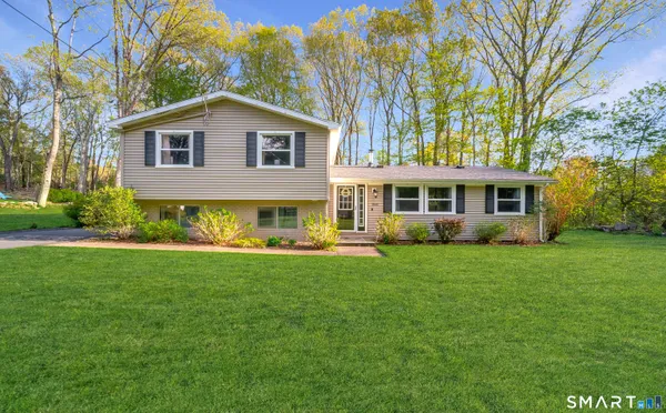 $480,000 | 360 West Shepard Avenue, Hamden, CT 06514