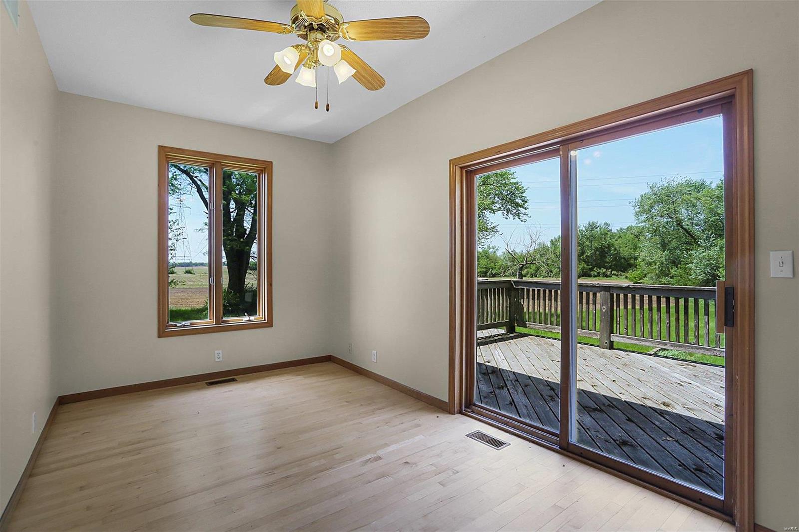 1501 Formosa Road Collinsville, IL 62234 - Photo 12 of 37