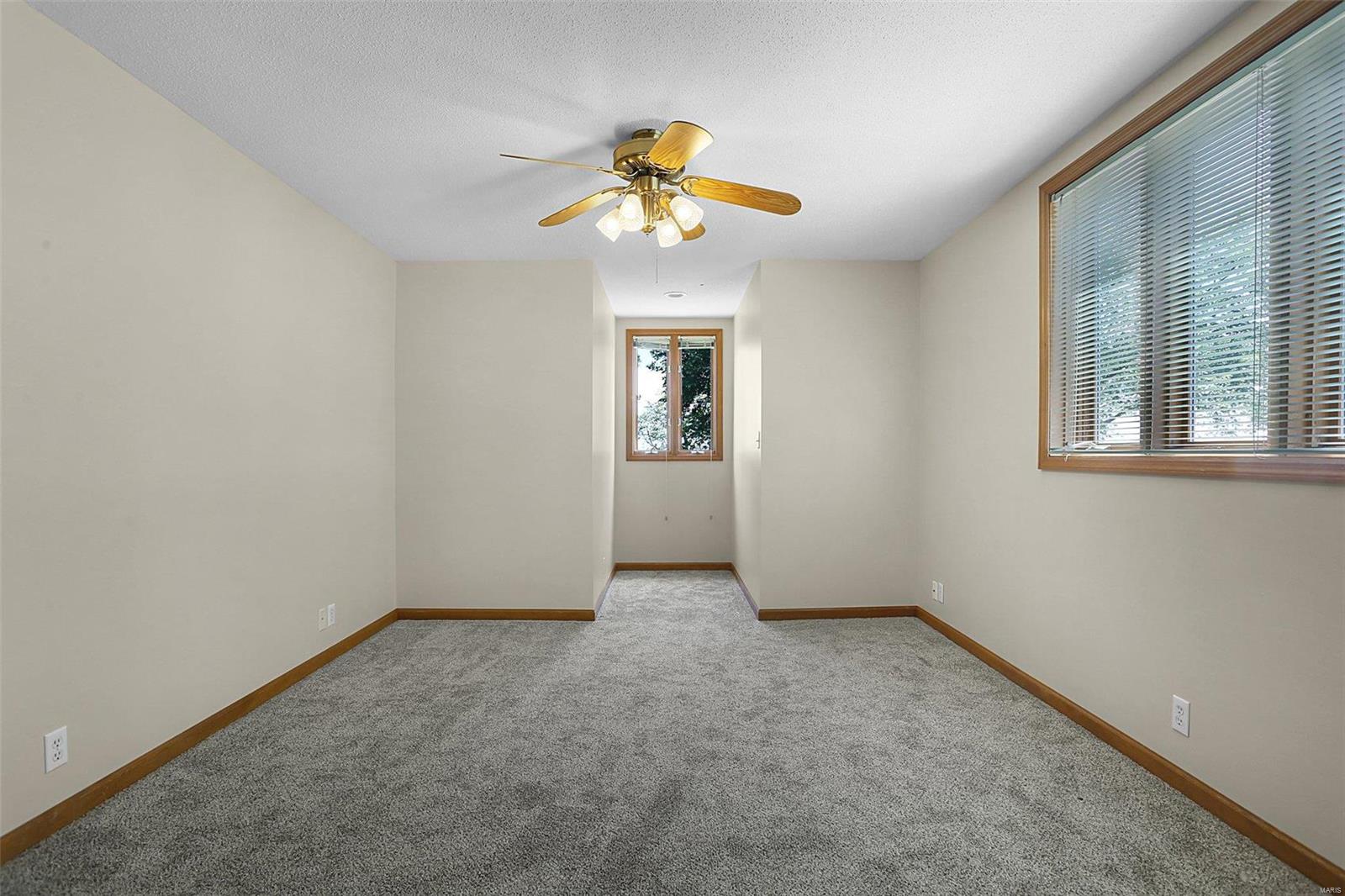 1501 Formosa Road Collinsville, IL 62234 - Photo 13 of 37