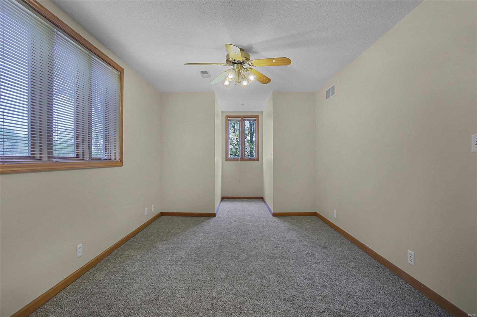 1501 Formosa Road Collinsville, IL 62234 - Photo 16 of 37