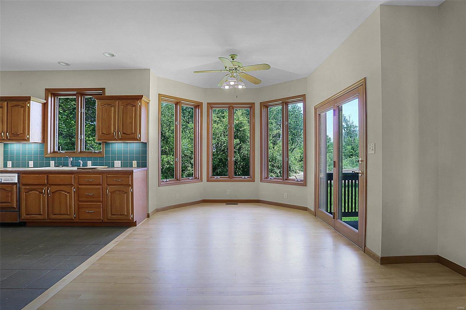 1501 Formosa Road Collinsville, IL 62234 - Photo 23 of 37